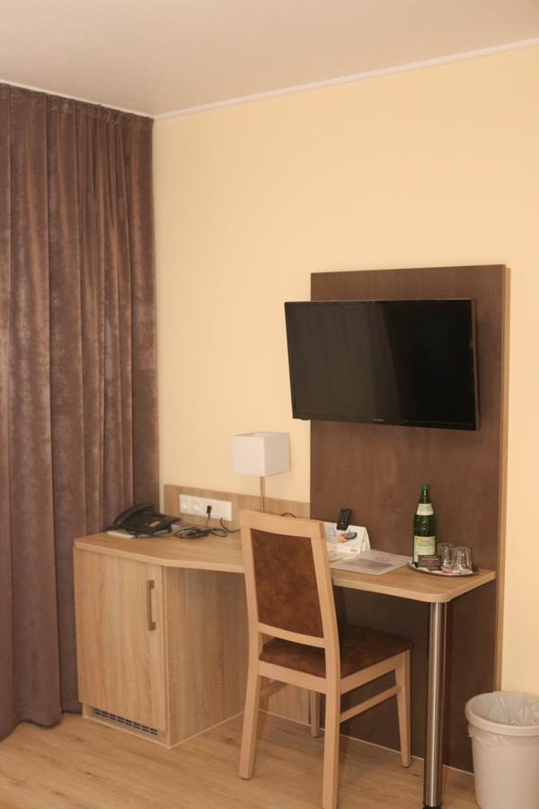Hotel Baldus Дельменхорст Экстерьер фото